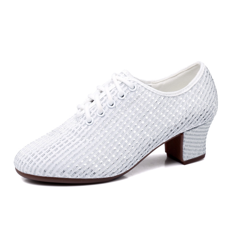 New White Square Dance Shoes Women's Soft Sole Mid-heel Beef Sole Dance Shoes Latin Dance Teacher Shoes Breathable Body Dance