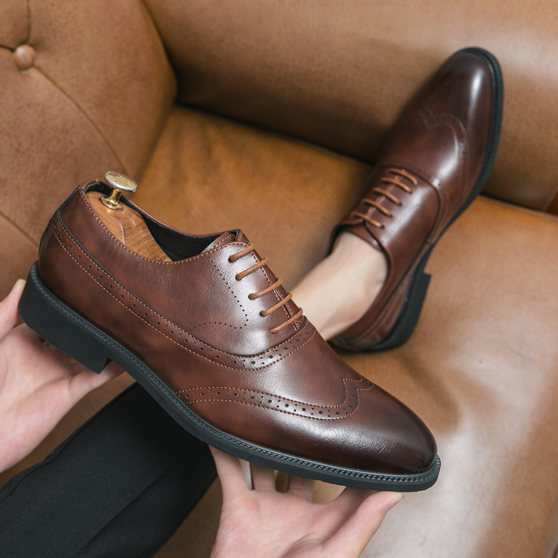Summer New Pointed Business Dress Shoes Men's All-match Casual Brown Brogue Carved Men's Shoes Breathable Trendy Shoes