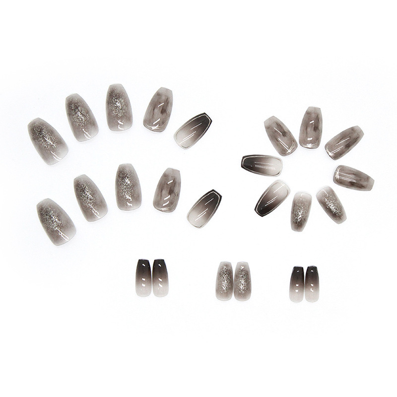 Dark mysterious halo dyeing wearing armor gradient French autumn and winter white fake nails finished wholesale 24 boxed