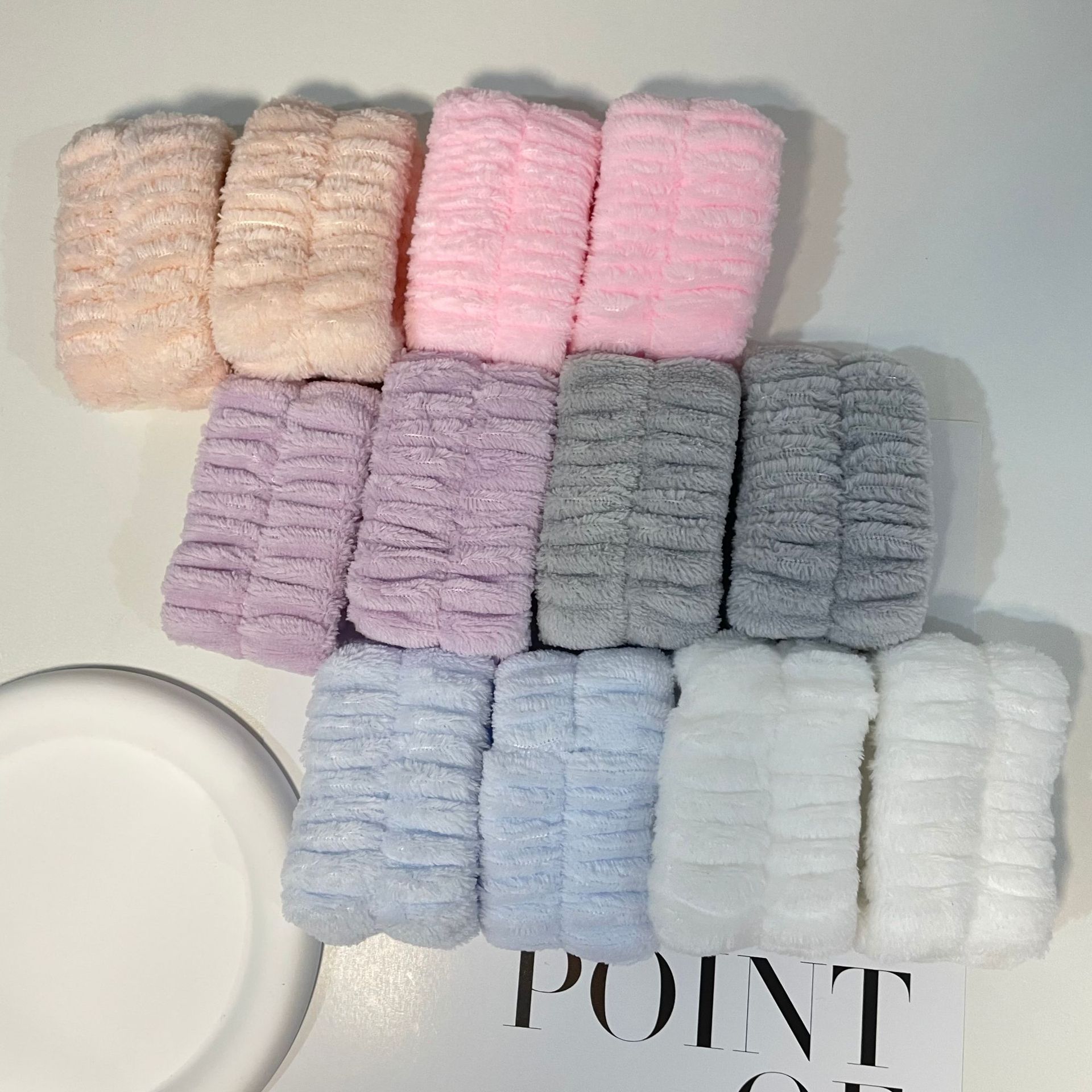 Fuzzy Face Wash Wrist Strap Hair Tie Waterproof Absorbent Gadget Sleeve for Yoga and Washing Mouthguard Splash Sleeve Wristband Hair Band Wholesale