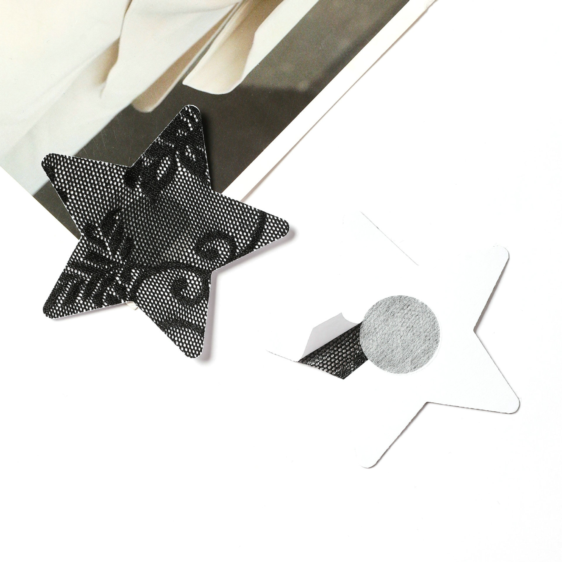 Hot spot disposable lace breast patch wedding cloth breast patch black skin breathable chest patch invisible anti-light patch