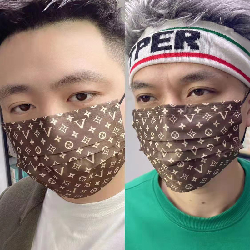 Disposable Masks Trendy Brand Internet Celebrity Printed Plaid Fashion Masks Wholesale Independent Packaging High Color Value for Men and Women