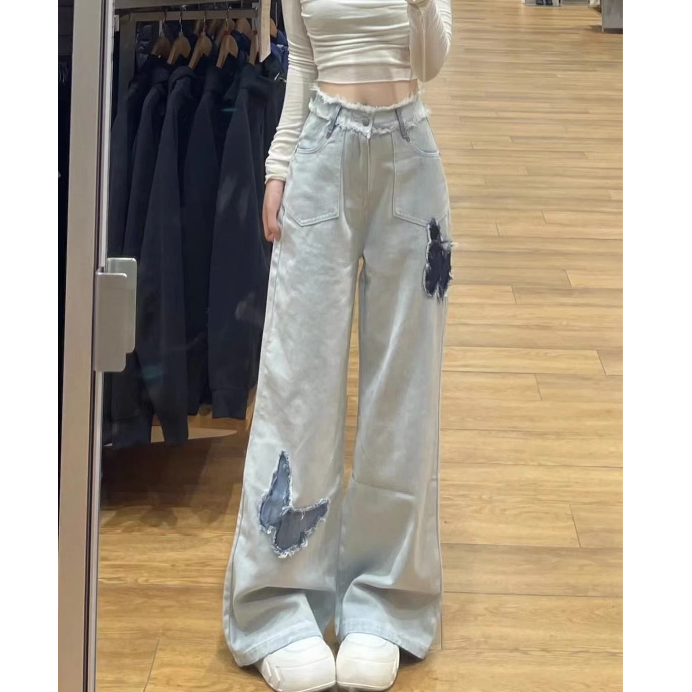 Light blue frayed butterfly straight jeans women's autumn New embroidered design high waist loose slimming wide leg pants