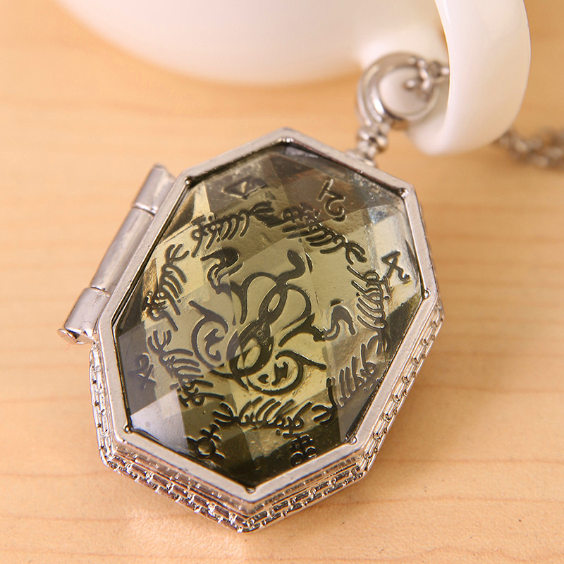 Explosions on the new European and American trend items Harry Potter Horcrux Necklace Wholesale European and American Jewelry Wholesale