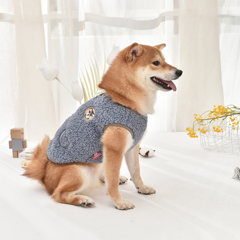 Autumn and winter New Keji Fadou bear polar fleece vest pet dog cat clothes clothing manufacturers wholesale