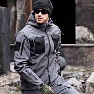 New Beetle Invader Soft Shell Jacket Waterproof and Wear-Resistant Jacket Outdoor Thickened and Velvet Windbreaker Soft Shell Jacket