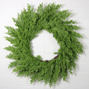 Meihui Christmas Green Pine Needle Garland 50cm 20inch Christmas Garland Natural Rattan Circle Holiday Front Door Decoration Wall Decor
