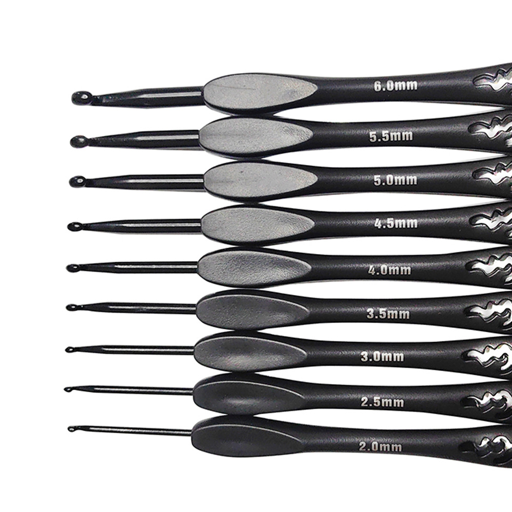 Knitting tools black plastic handle alumina crochet suit a set of 9 PCs 2.0-6.0mm OPP bag packaging