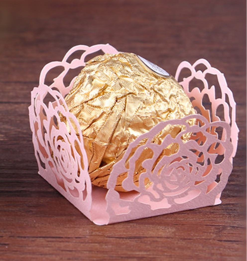 Cross-border in stock Valentine's Day laser hollow decorative paper lace Golden Rose holiday chocolate candy box