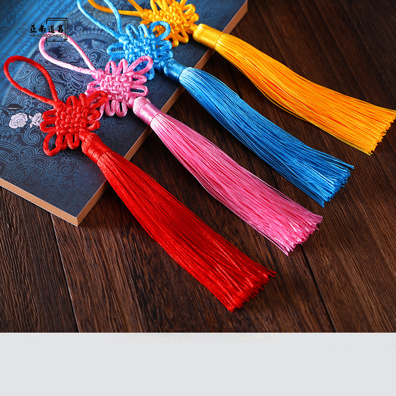 Factory wholesale Chinese knot trumpet diy Chinese Knot Tassel spike special gift small pendant moon cake box pendant