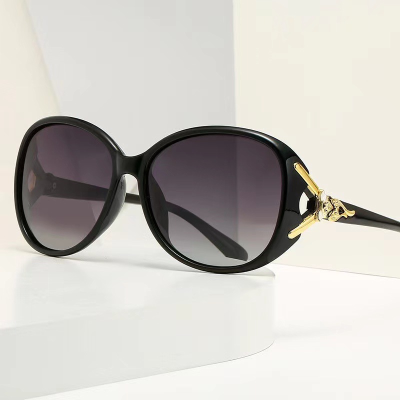 Classic fashion fox head sunglasses elegant Camellia sunglasses ladies stall sunglasses factory wholesale
