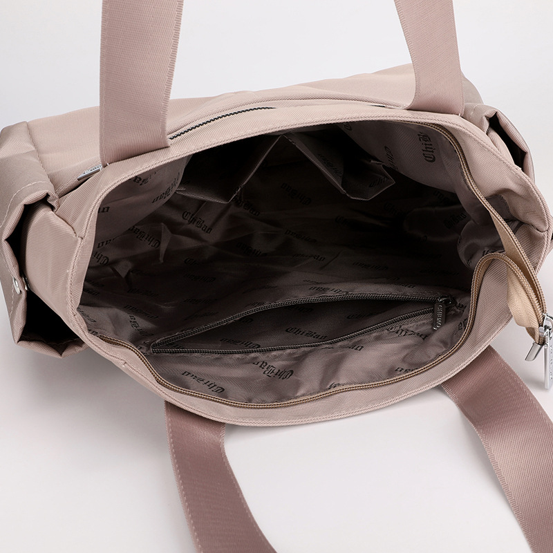 2024 Spring and Autumn New Fashion Women's Bag Large Capacity Shoulder Bag Waterproof Oxford Nylon Cloth Bag Lightweight Joker Bag Trendy