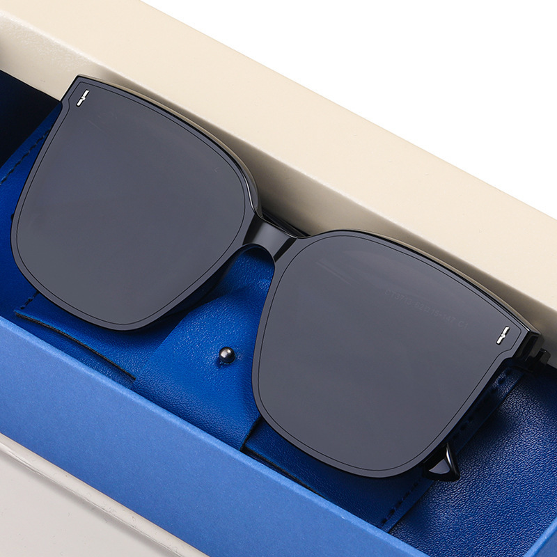 Sunglasses Men's Driving Polarized Anti-UV Sunglasses Women's Aggressive Korean-Wave Star Internet Celebrity Same Style