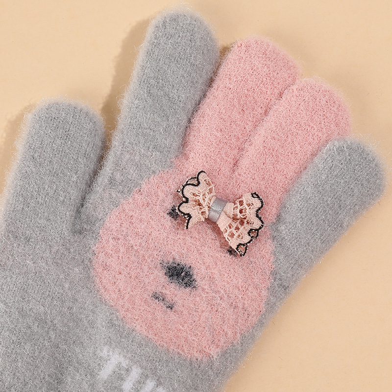 Children's winter 3-6 years old gloves outdoor finger rabbit cute cartoon winter velvet warm cold gloves wholesale
