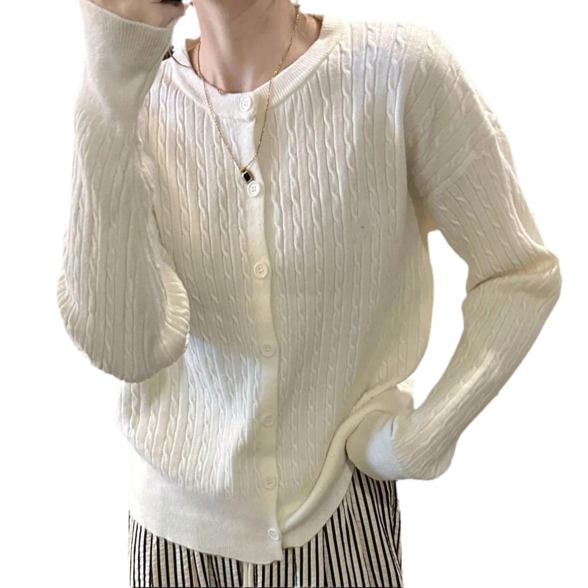 2023 autumn new long-sleeved embroidered knitted cardigan women's outer wear soft glutinous slimming twist sweater coat women's top