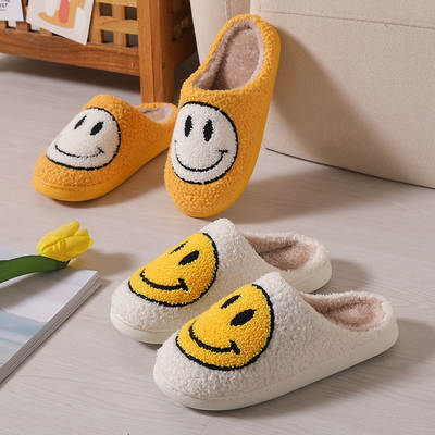 Winter Cute Cartoon Smiley Home Cotton Slippers Wholesale Household Mao Mao Slippers Women Couple Warm Slippers Indoor