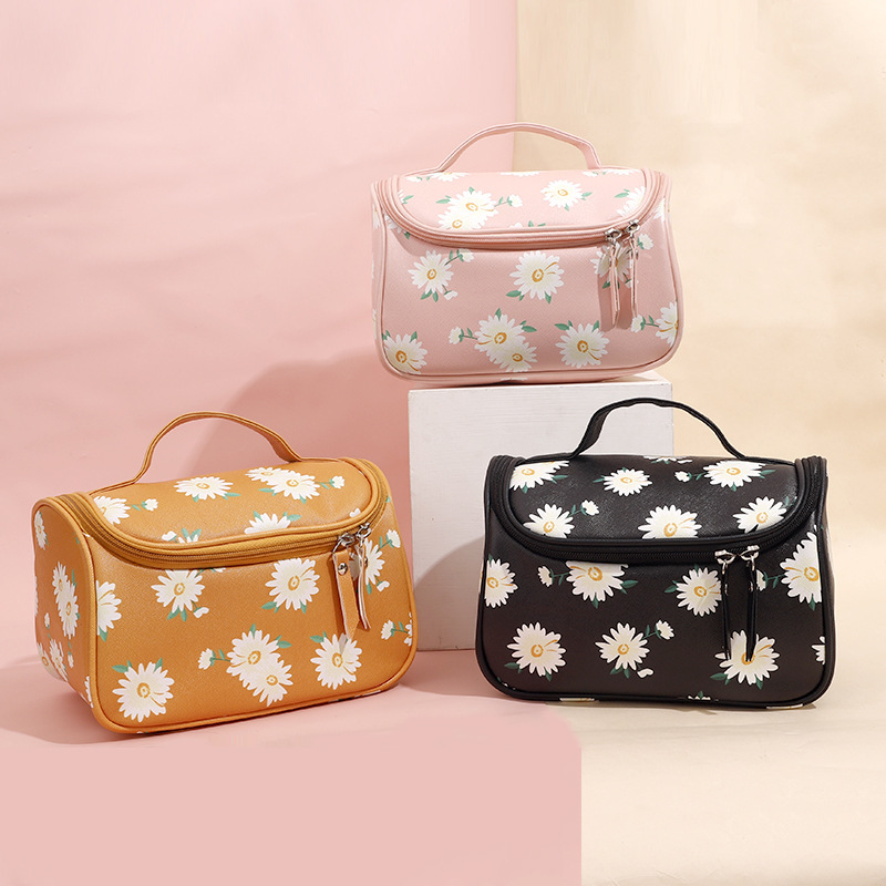 New Waterproof Moisture-proof Large Capacity Portable Curved Bag Cosmetic Bag Bathroom Makeup Storage Finishing Bag Storage Bag