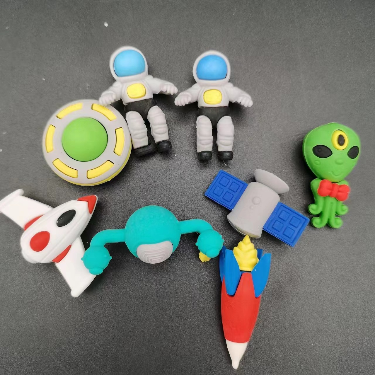 Cartoon creative rubber spaceman spacecraft alien UFO rocket shape eraser student prize gift