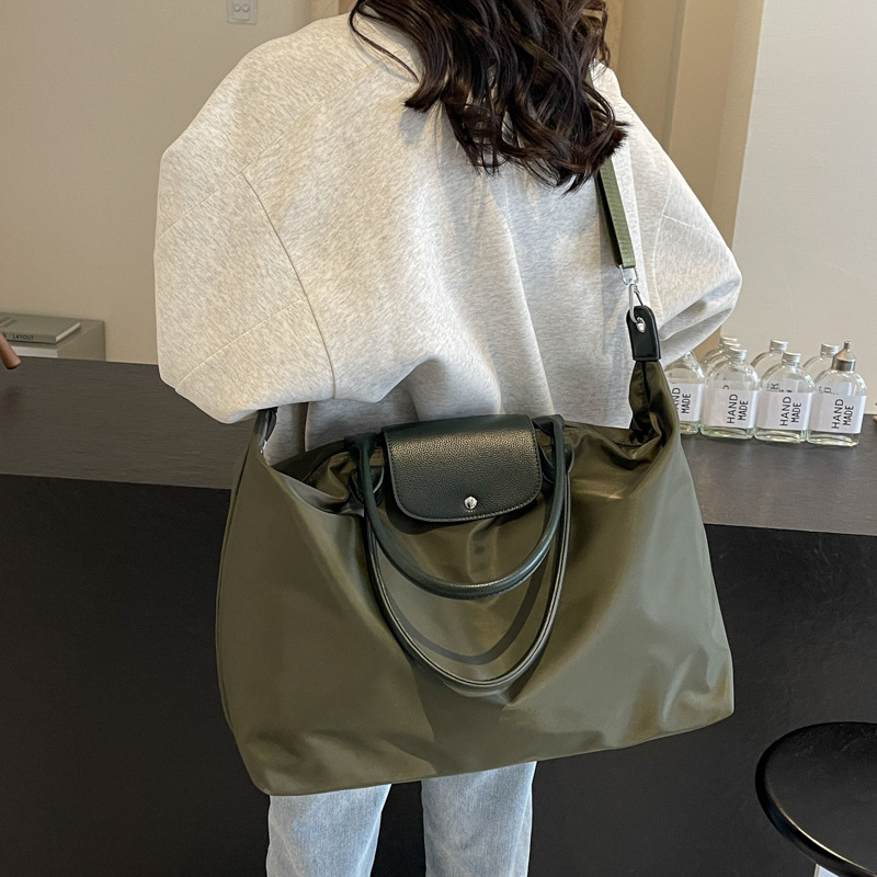 Women's short-distance travel bag new large capacity fashion women's travel luggage backpack portable shoulder Sports Fitness Bag