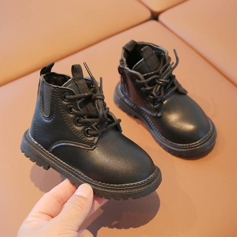 Autumn and winter New Korean version of Baby men's and women's fashion Martin boots baby non-slip breathable foreign trade 0-3 years old a generation of 1