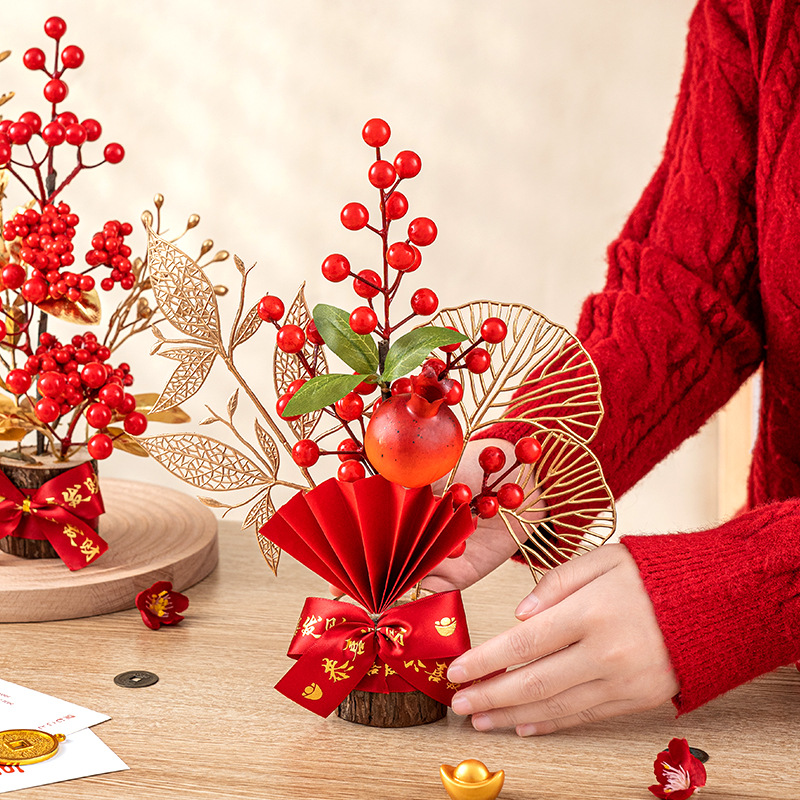 Housewarming New House opening festive simulation New Year's Eve flower desktop decoration New Year Spring Festival Holly fruit tree New Year decoration