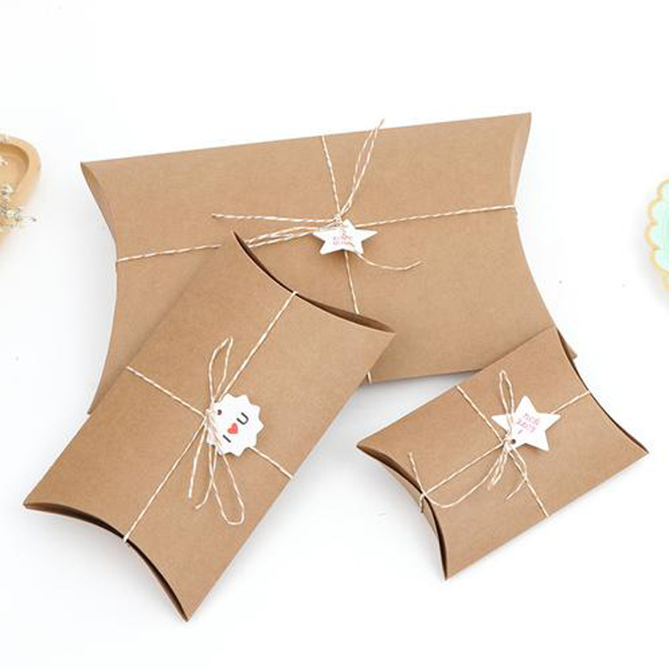 White Cardboard Kraft Paper Color Pillow Box Folding Packaging Paper Box Pillow Bag Bronzing Wedding Candy Box