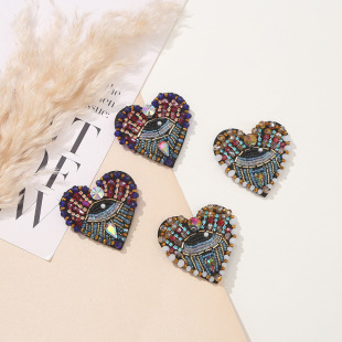 Yiwu Accessories Handmade Beaded Color Crystal Love Eye Patch Shoes Hat Bag Cloth Stickers Garment Accessories