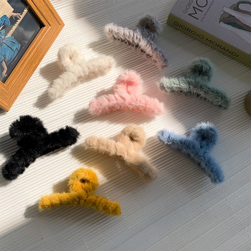 Plush Back of Head Large Hair Grab Clip South Korea Elegant Elegant Hair Clip Female Hair Clip Hair Shark Hair Grab Headwear