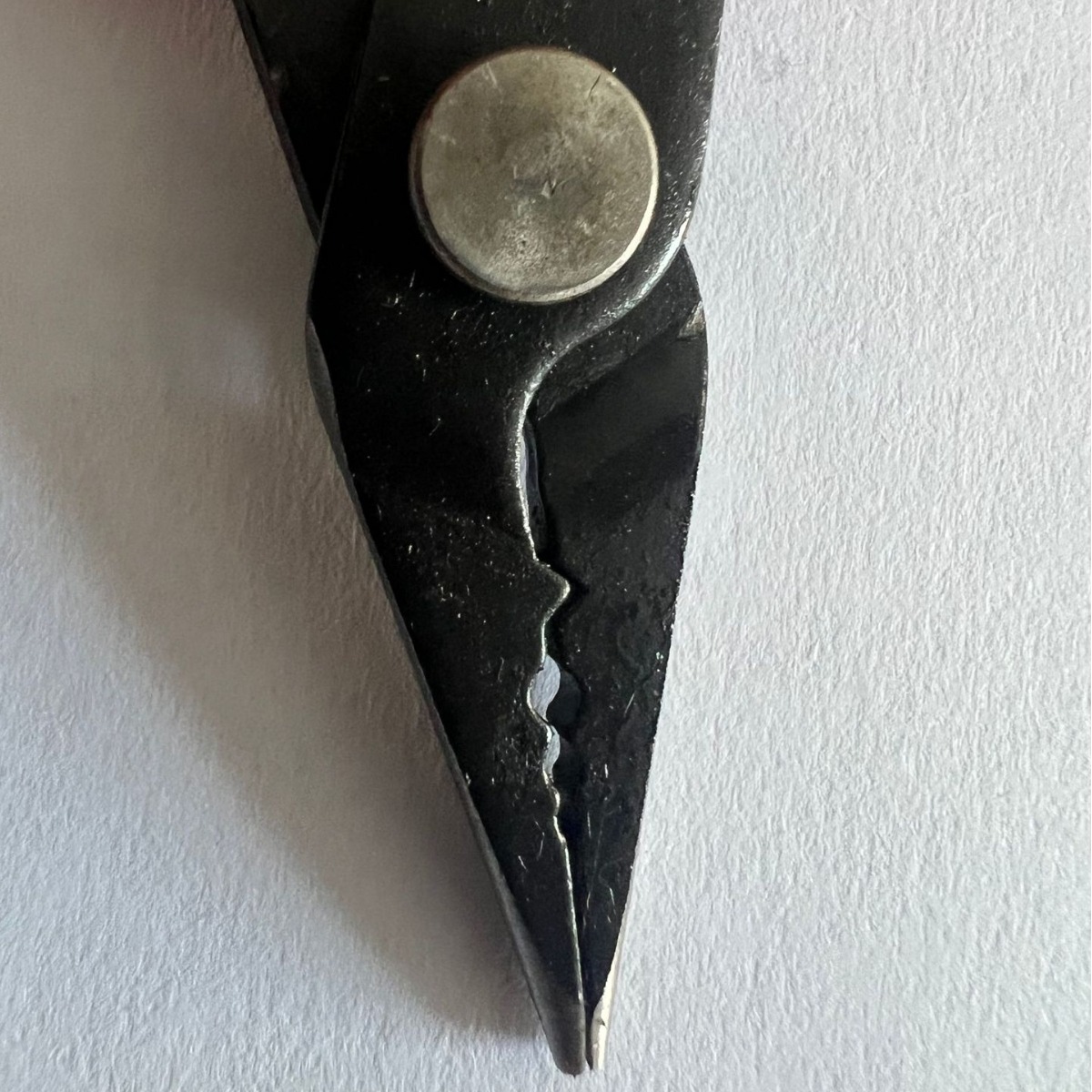 American-style pointed-nose pliers wire positioning pliers diy handmade jewelry tool pliers clip wire buckle positioning bead special pliers