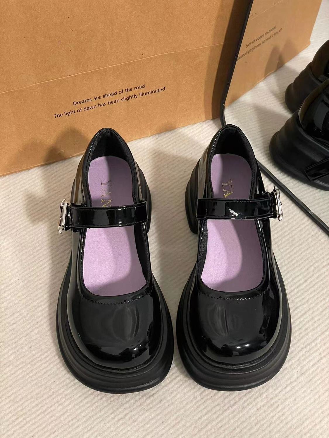 British style thick high heel platform Mary Jane shoes for women 2023 Summer new round toe French style Japanese style small leather shoes for women