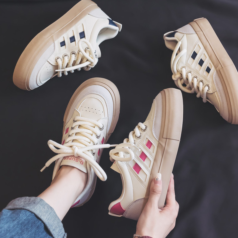 Spring Leather White Shoes Women's Shoes 2024 New Autumn Explosions All-match Flat Casual Sneakers White Shoes