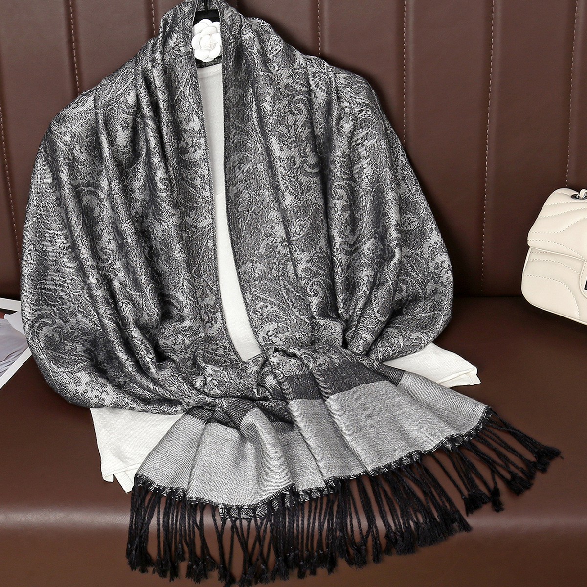 Cross-border Fashion Paisley Pattern Ethnic Style Cashew Jacquard Pashmina Casual Tassel Scarf Shawl