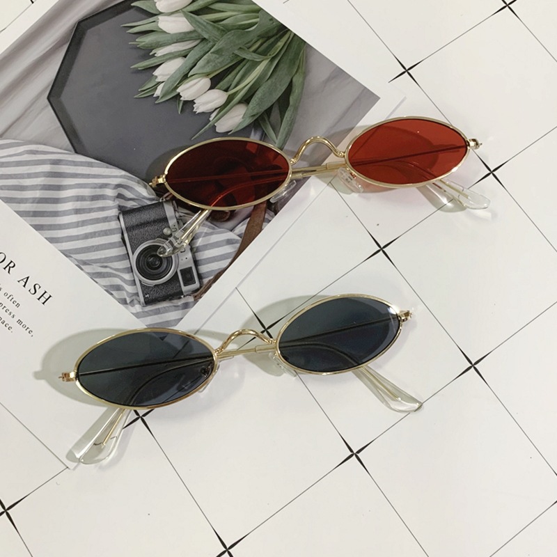 National fashion Millennium sunglasses online celebrity yellow sunglasses with chain sunglasses retro wedding bridesmaid photo
