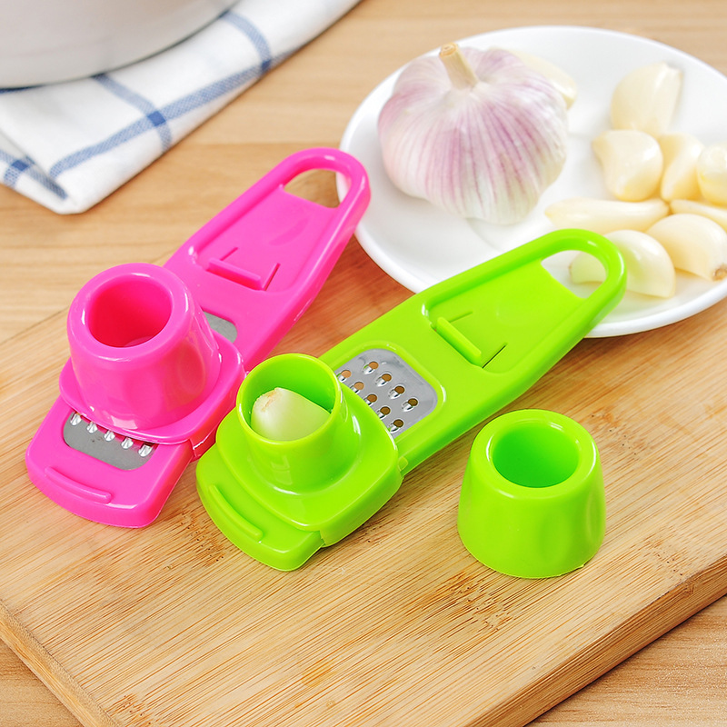 Creative multi-functional garlic grinder garlic Paster kitchen small tool Ginger Grinder ABS new material garlic cutter wholesale