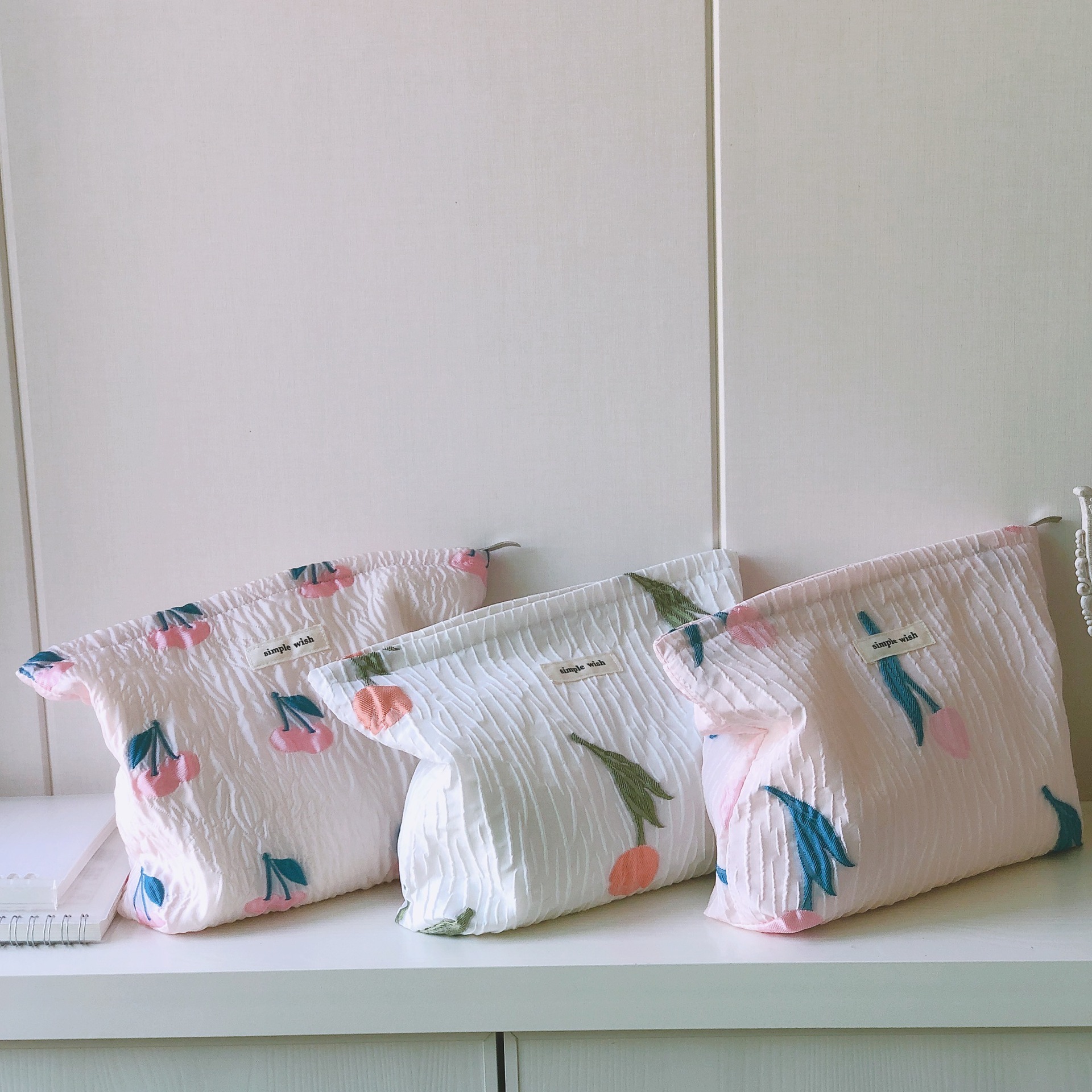 [Suxi Bags] Niche Design Tulip Cosmetic Bag Women's Exquisite Fabric Handbag French Romantic Fresh
