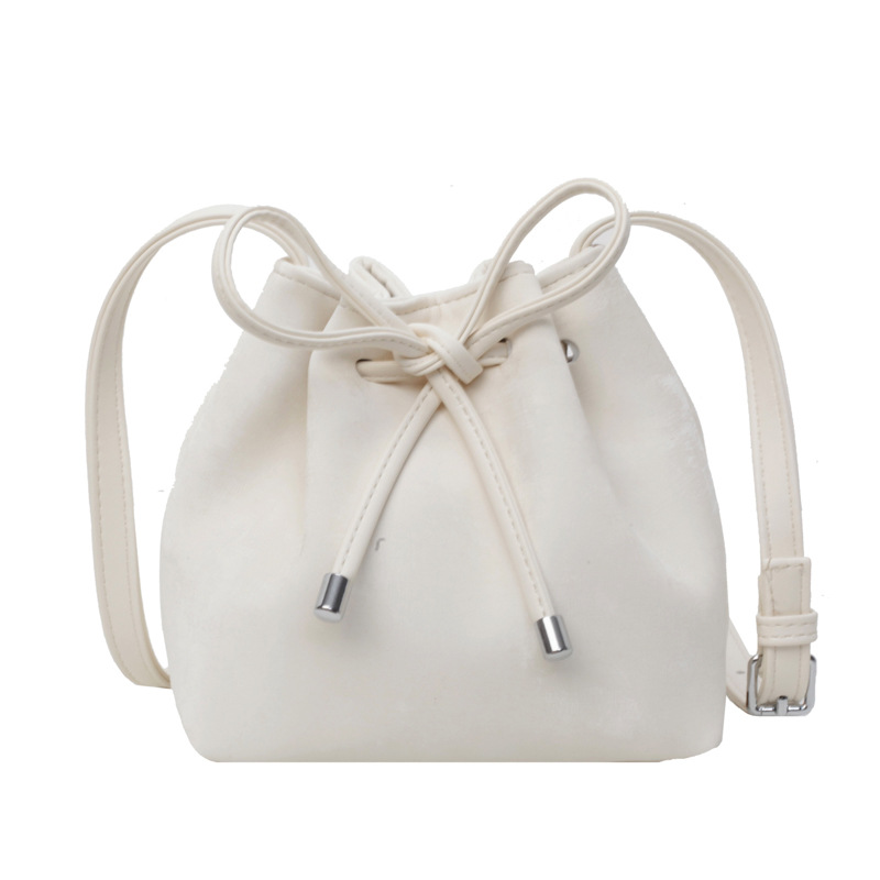 Niche Design Korean Style Crossbody Bag Women's 2024 New Fashion Bucket Bag Spring and Summer High-end Western Style Shoulder Bag