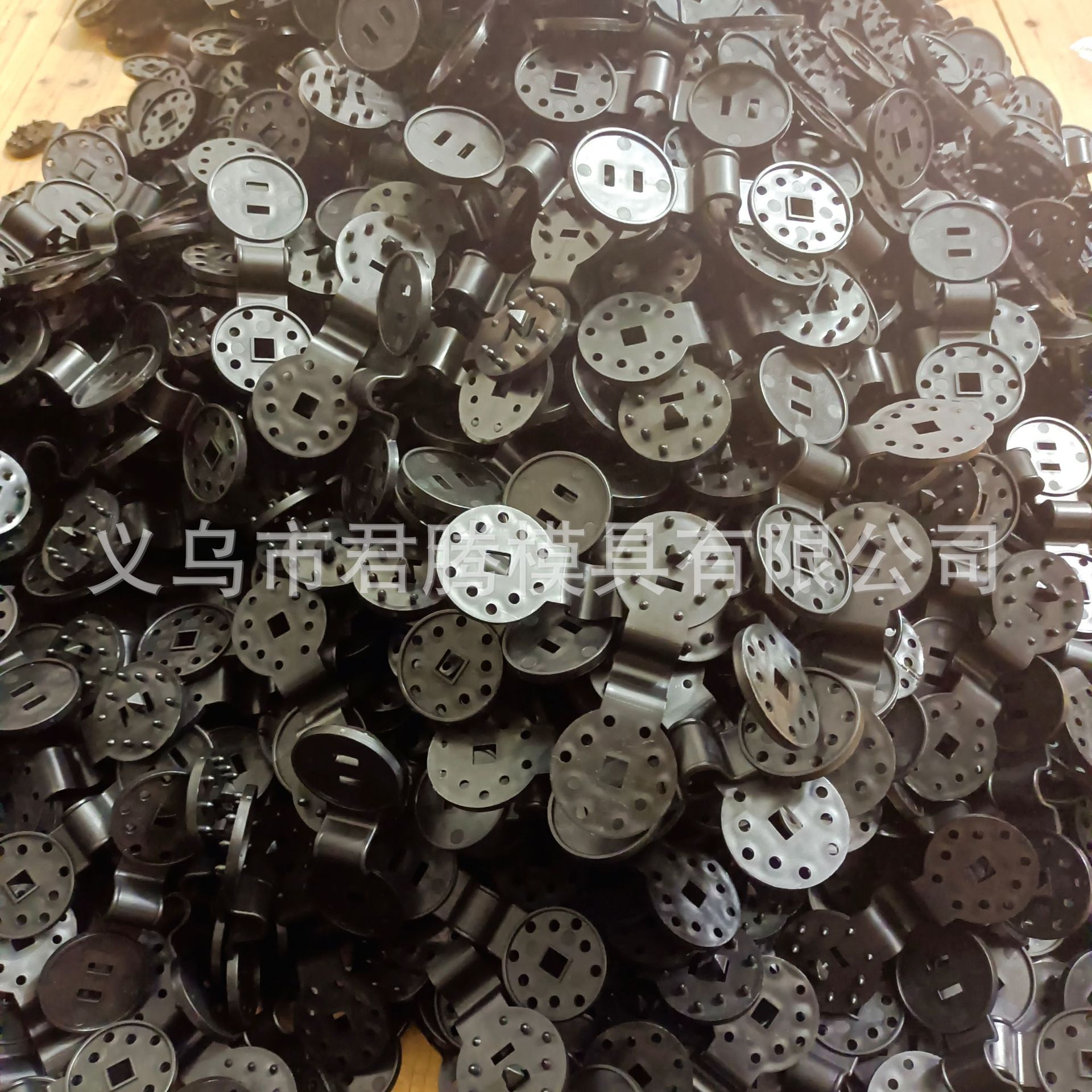 Factory direct thick plastic sunscreen buckle holder vegetable greenhouse sunscreen clip sunscreen clip