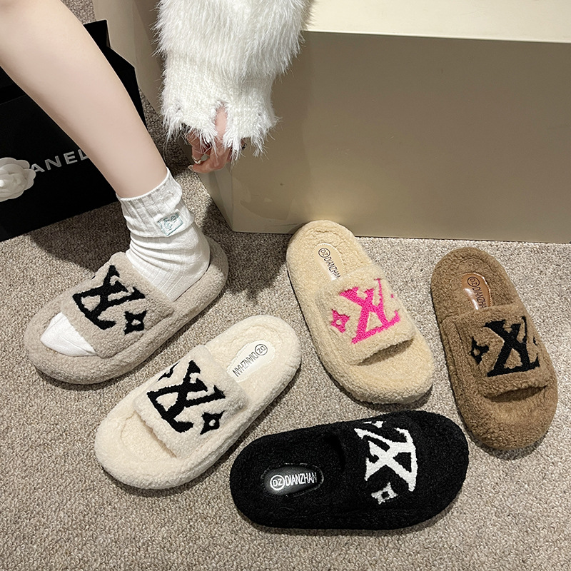 Women's fur slippers for outer wear 2023 autumn and winter New thick-soled Chanel style fur shoes home indoor non-slip fashion cotton slippers