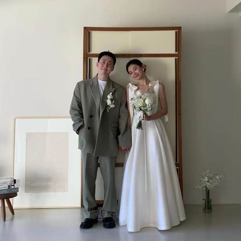 French Style Light Wedding Dress 2024 Summer Satin Sling Slimming Bride's Outgoing Yarn Dress Fairy Elegant Travel Light Wedding Dress