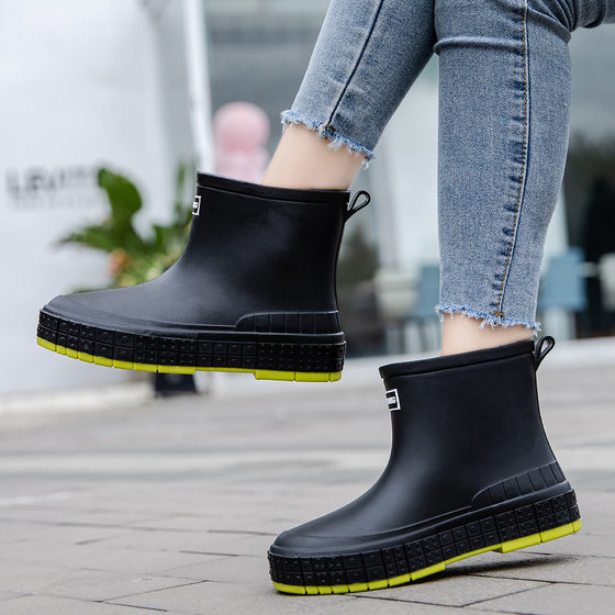 Women's Rain Boots with Soft Sole New Arrival Korean Style Short Water Shoes Waterproof Non-Slip Flat Rubber Shoes Fashionable Outer Wear Mid-Length Rain Boots