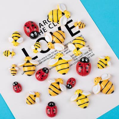 Resin Accessories Cartoon Bee Headwear diy Accessories Children's Hairpin Cream Drop Glue Mobile Phone Shell Patch