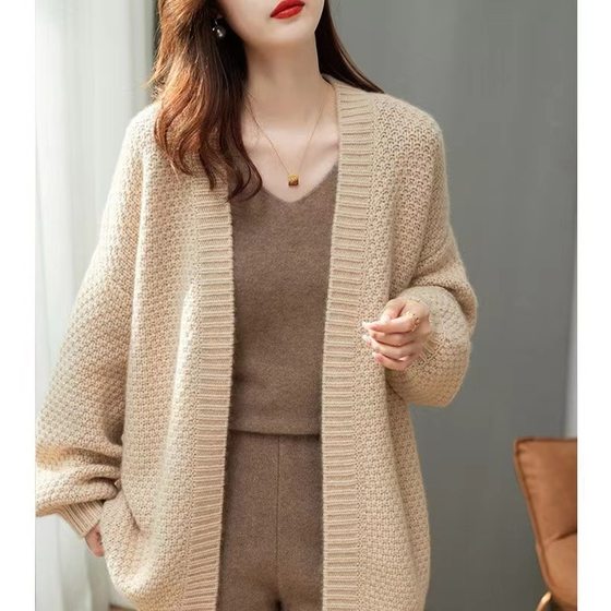 Autumn and Winter New 2022 Sweater Knitted Cardigan Women's Thick Line Knitted Loose Lazy French Retro Mid-length Jacket