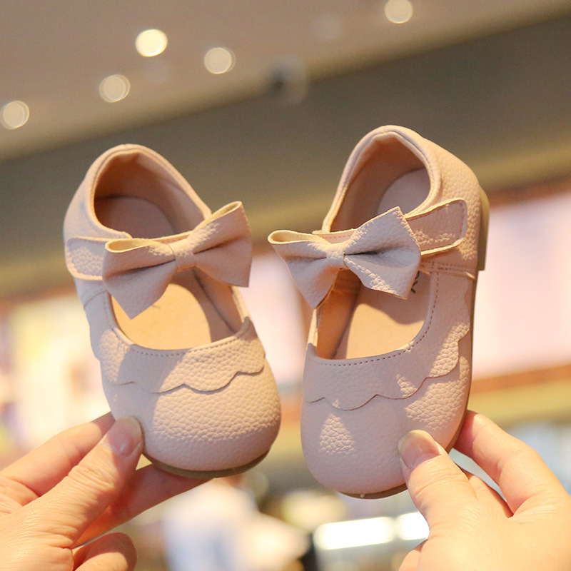 Children's small leather shoes 2023 spring new soft bottom bow princess shoes girls Korean casual hook and loop shoes