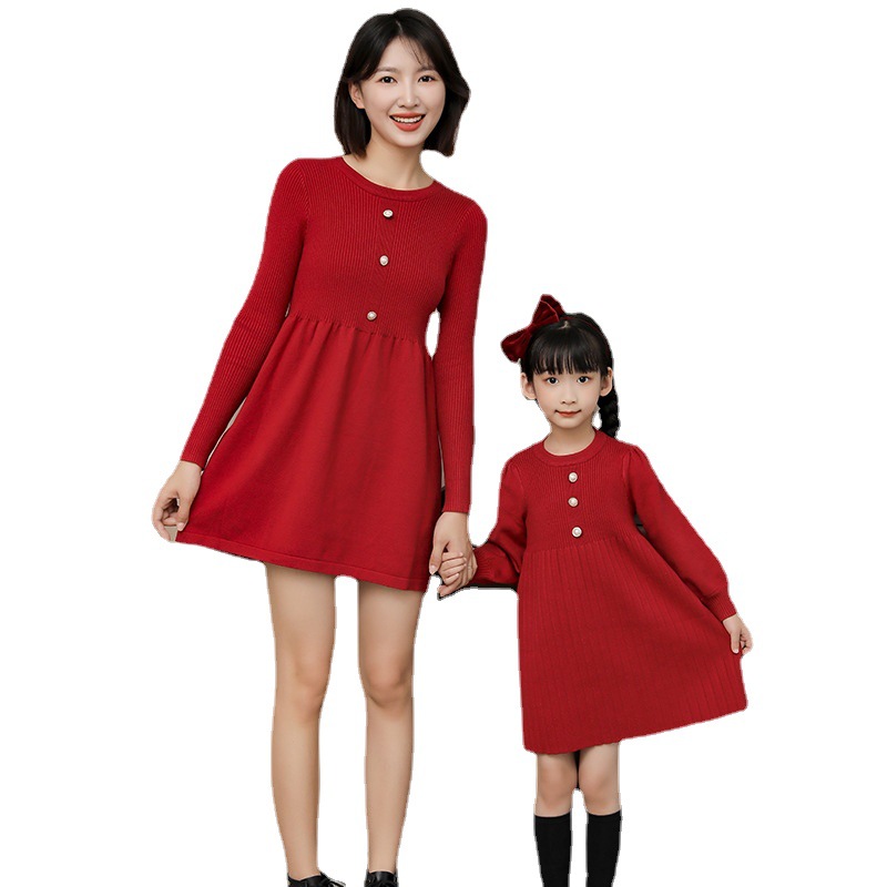 Family of three and four Family photo Parent-Child outfit Mother-son father-son mother-daughter parent-child outfit Autumn and winter red sweater