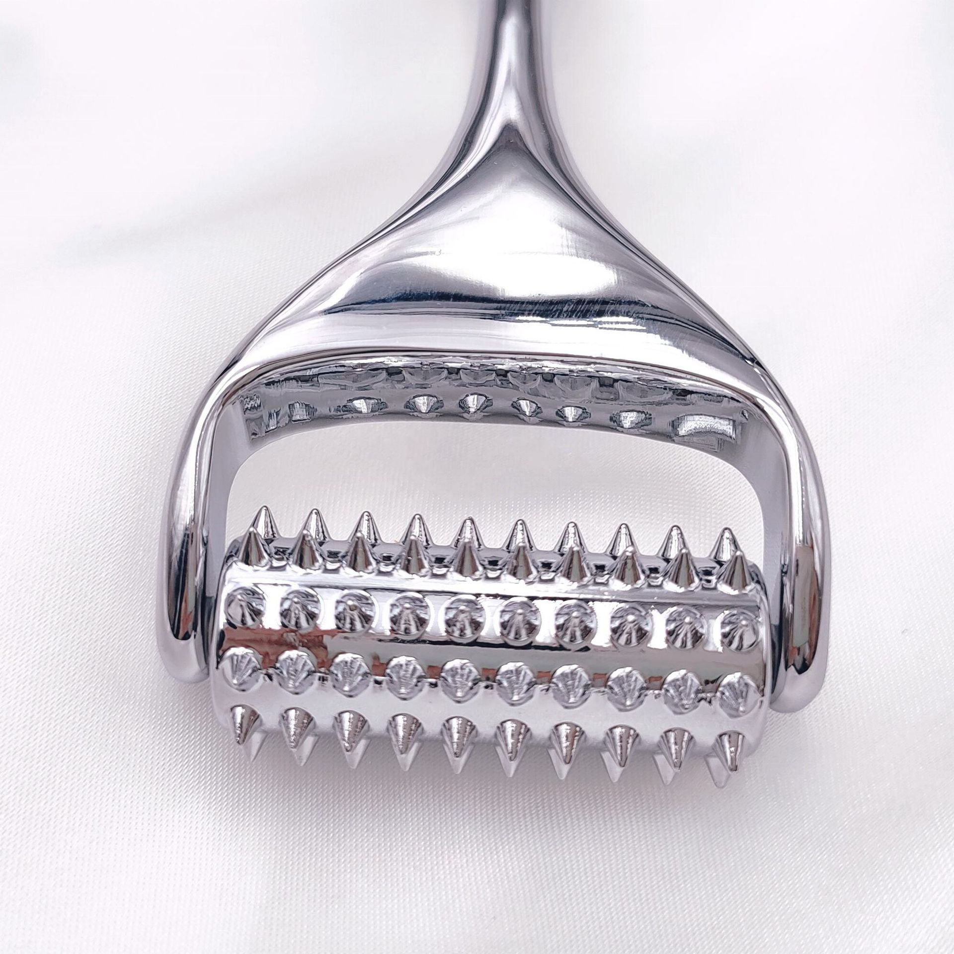 Cross-border 320 metal microneedle Roller massage stick facial beauty tools essence introduction instrument manufacturers wholesale