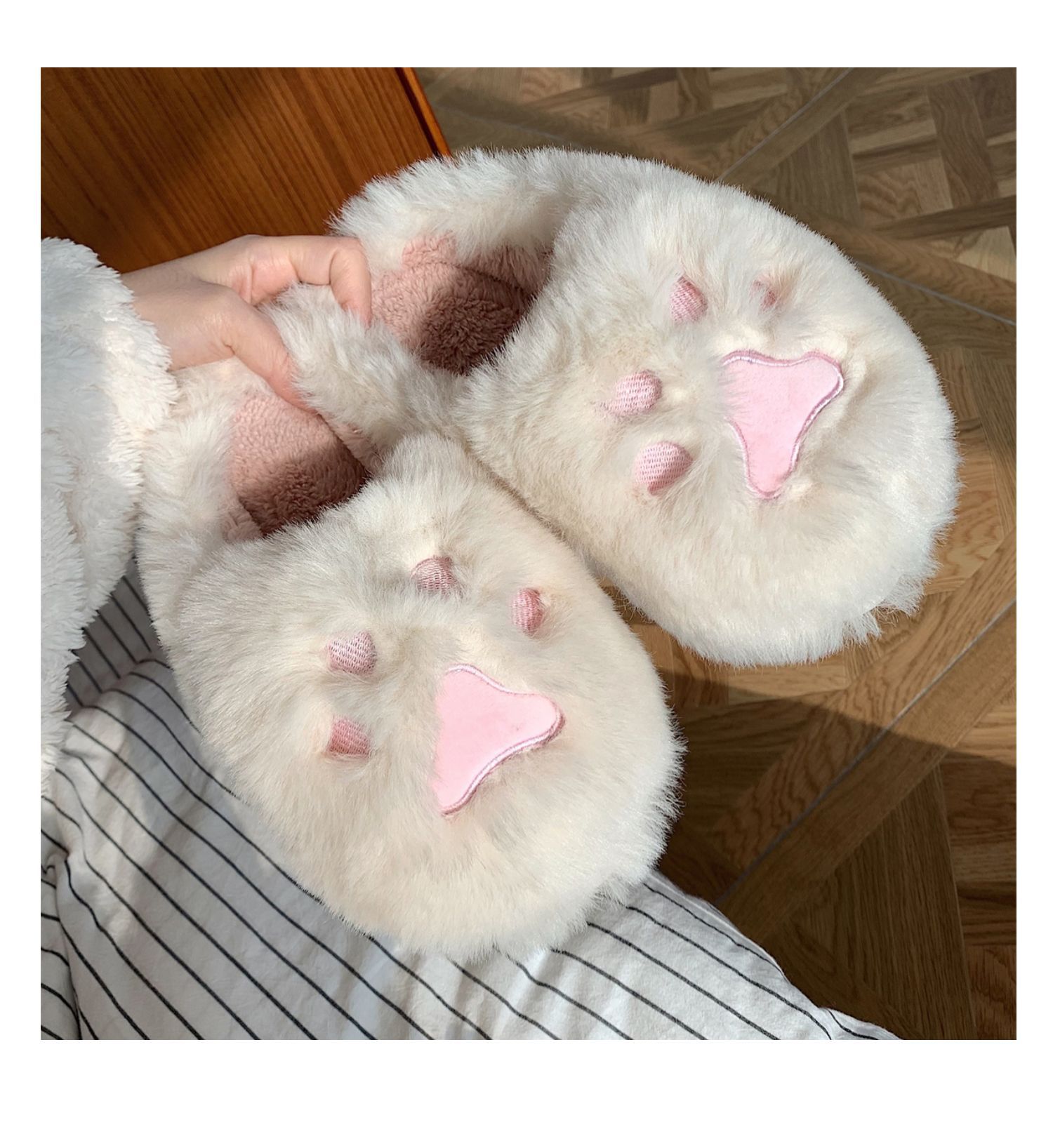 Pantoufles d'hiver en coton à demi-talon pour femme, style coréen, pour étudiante, en forme de cœur, douces et mignonnes, avec griffes de chat_voghion.com