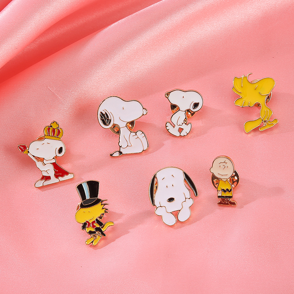 Charlie family enamel fashion Japanese cartoon cute brooch pin jewelry cute corsage jewelry badge