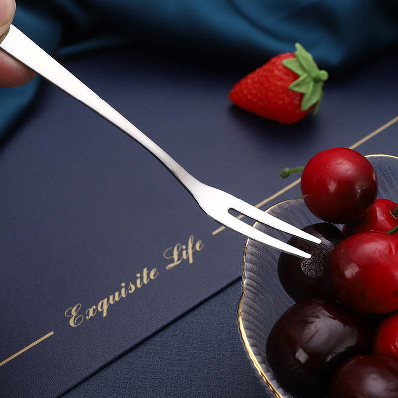 304 Stainless Steel Thickened Fruit Fork Creative Cake Food Fork Household Small Fork Dessert Moon Cake Two Toothed Fork