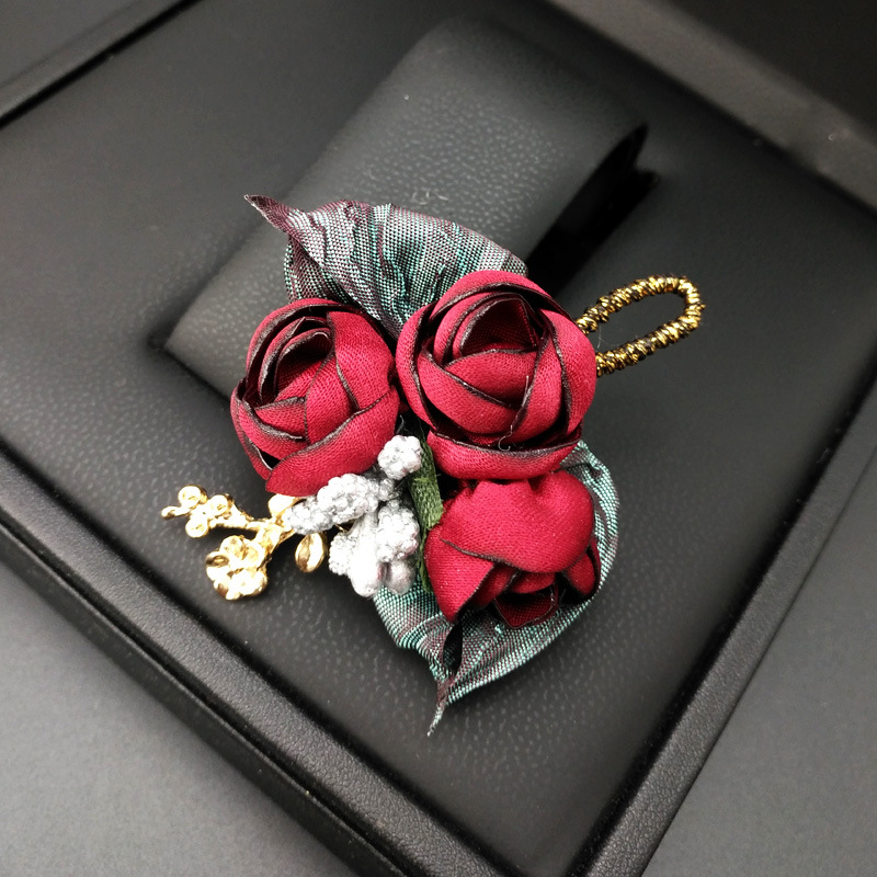 New Korean Style Elegant Brooch Fabric Wedding Holiday Corsage Personalized Fashion Flower Pin Clothes Accessories Women