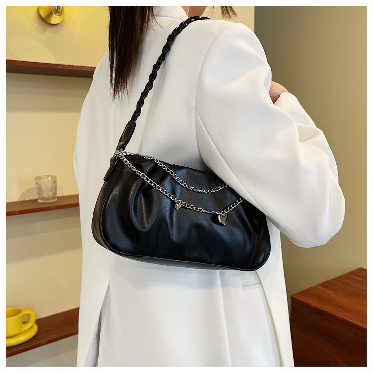 Niche Design Bag Women's Pleated Cloud Square Handbag Simple All-match Small Fresh Style Zipper Chain Underarm Bag_voghion.com